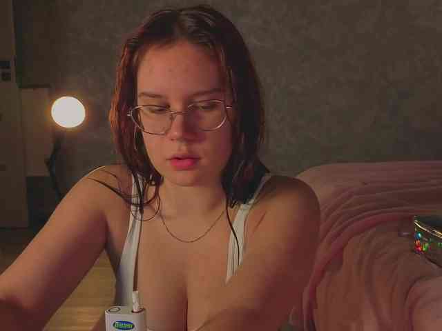 Female-Jesus webcam