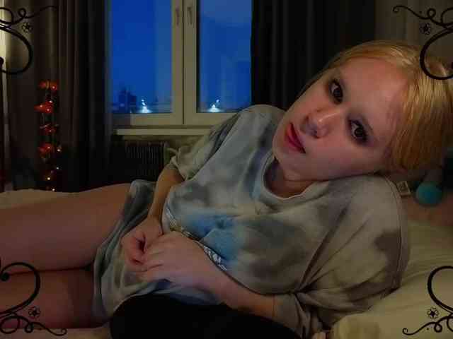 Female-Jesus webcam