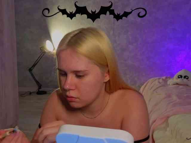 Female-Jesus webcam