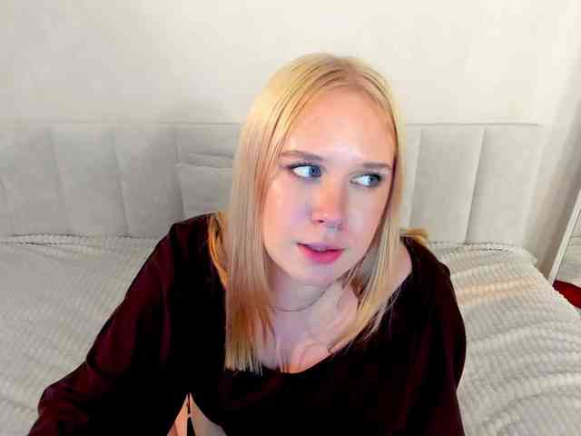 Female-Jesus webcam