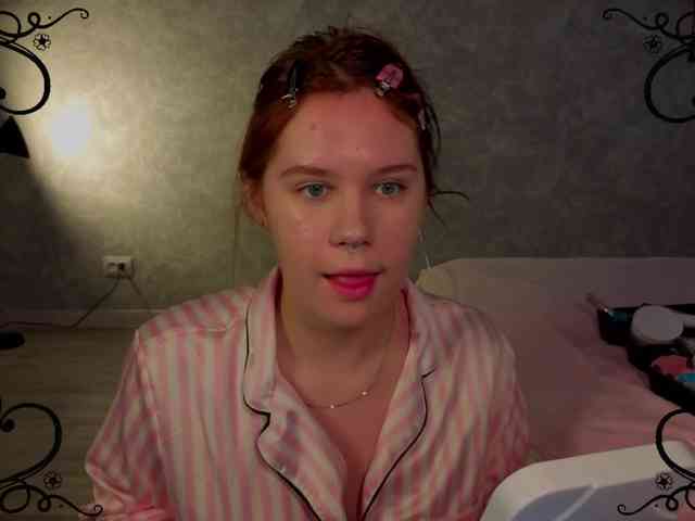 Female-Jesus webcam