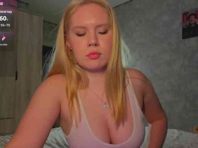 Female-Jesus webcam
