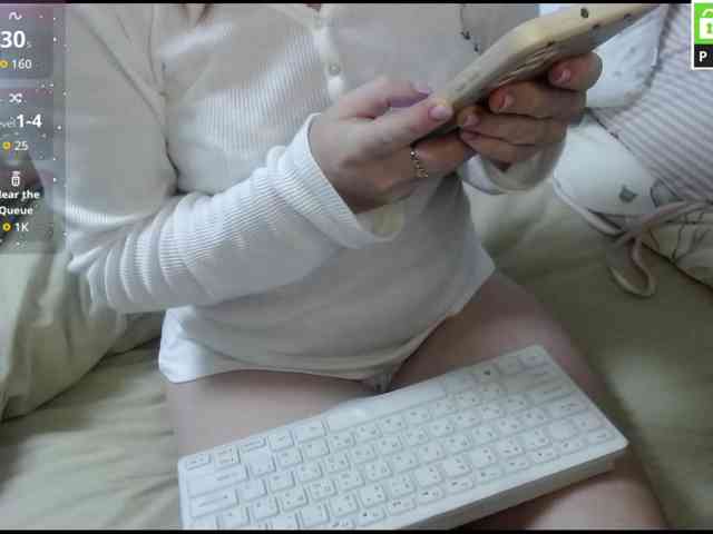 RichVelvet webcam