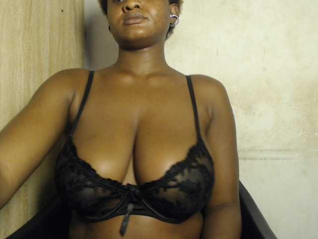 mellissa123f live cam on BongaCams