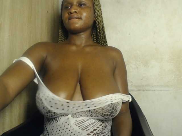 mellissa123f live cam on BongaCams