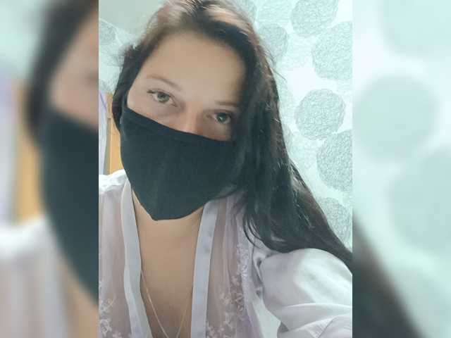 Gerda111 live cam on BongaCams