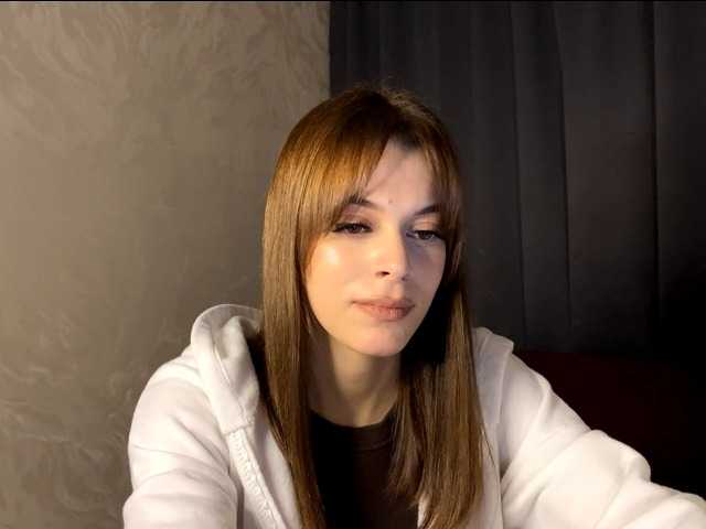 MaeNolder live cam on BongaCams