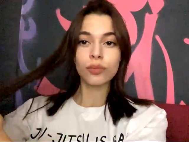 MaeNolder live cam on BongaCams