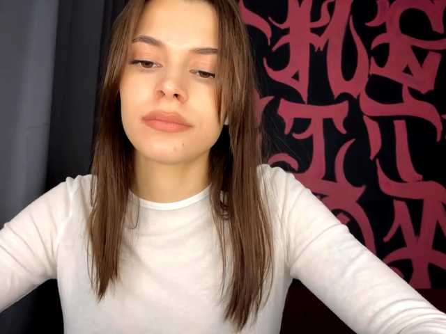 MaeNolder live cam on BongaCams