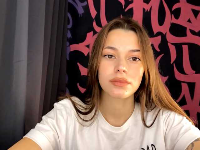 MaeNolder live cam on BongaCams