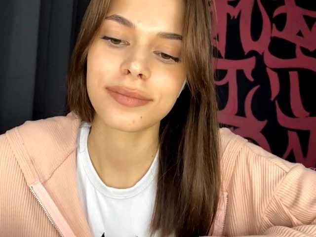 MaeNolder live cam on BongaCams