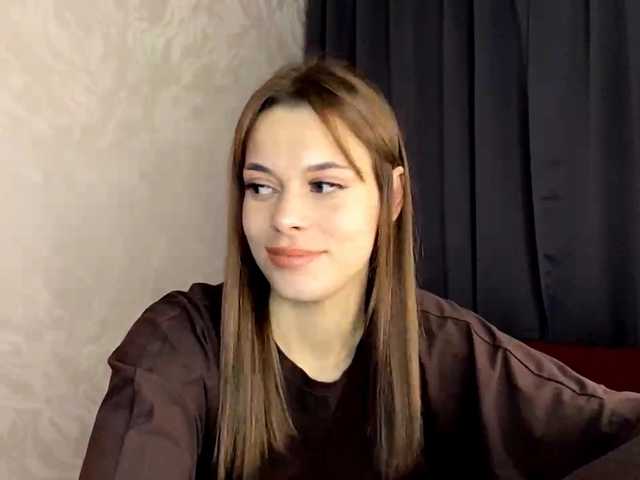 MaeNolder live cam on BongaCams