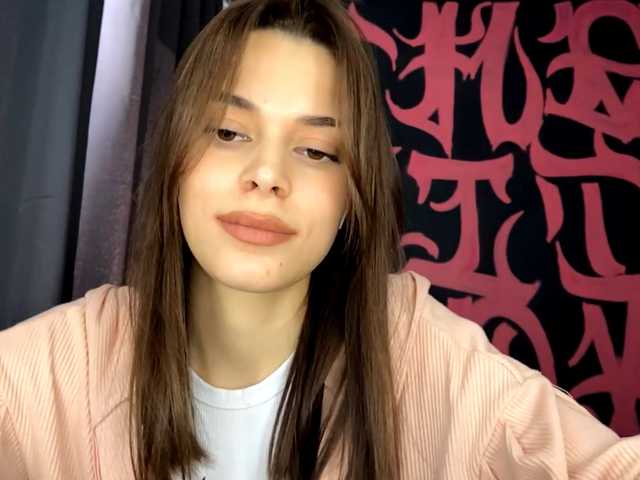 MaeNolder live cam on BongaCams
