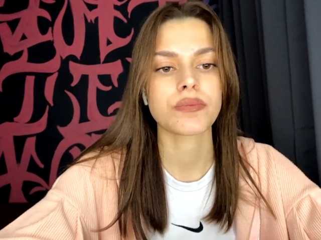 MaeNolder live cam on BongaCams