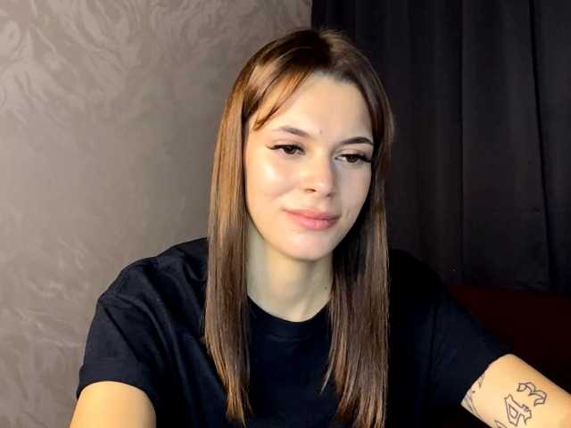 MaeNolder live cam on BongaCams