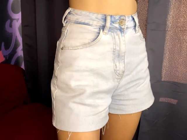 MaeNolder live cam on BongaCams