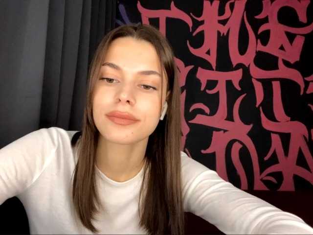 MaeNolder live cam on BongaCams