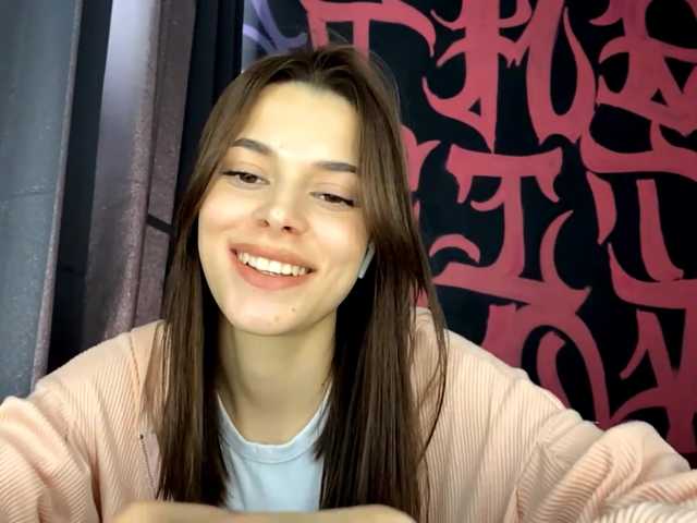 MaeNolder live cam on BongaCams
