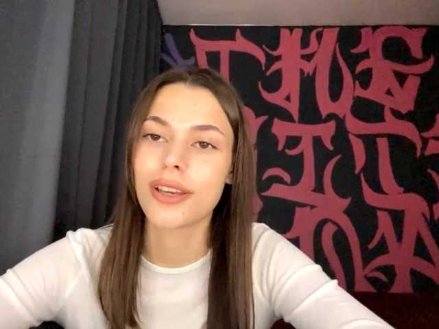 MaeNolder webcam