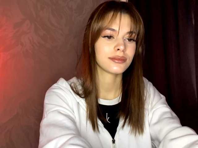 MaeNolder live cam on BongaCams