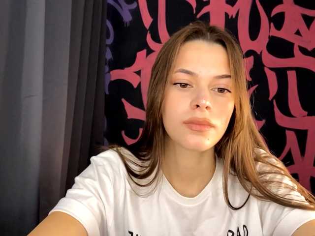 MaeNolder live cam on BongaCams