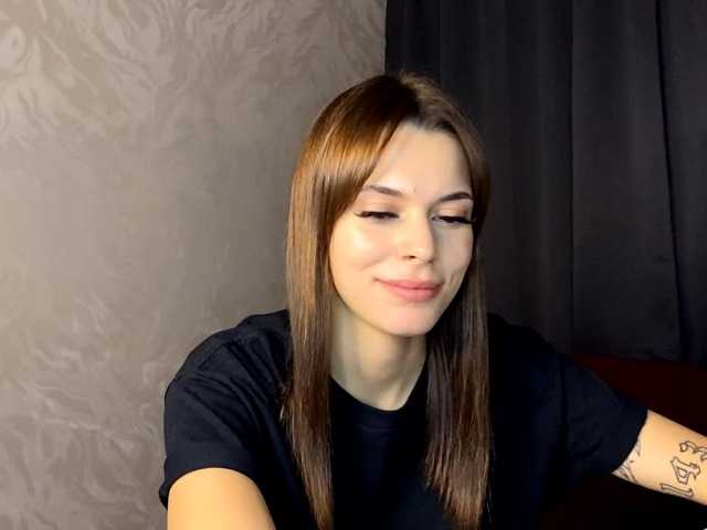 MaeNolder live cam on BongaCams