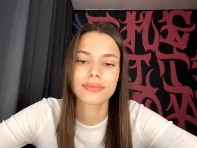 MaeNolder live cam on BongaCams