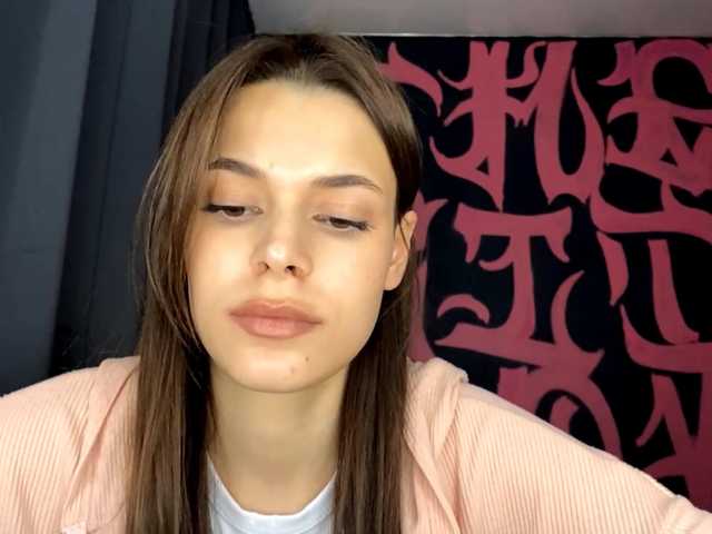 MaeNolder live cam on BongaCams