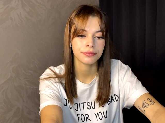 MaeNolder live cam on BongaCams