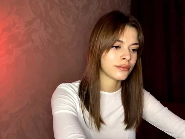 MaeNolder live cam on BongaCams