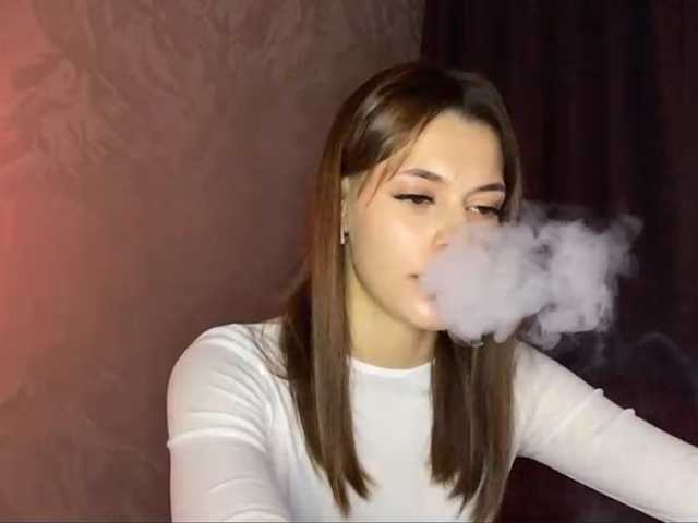 MaeNolder live cam on BongaCams