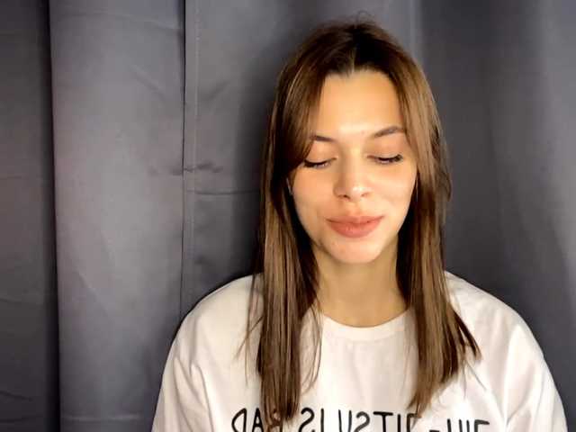 MaeNolder live cam on BongaCams