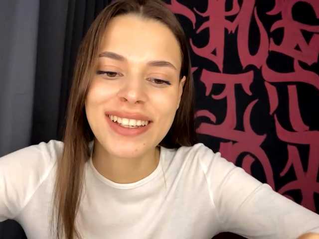 MaeNolder live cam on BongaCams