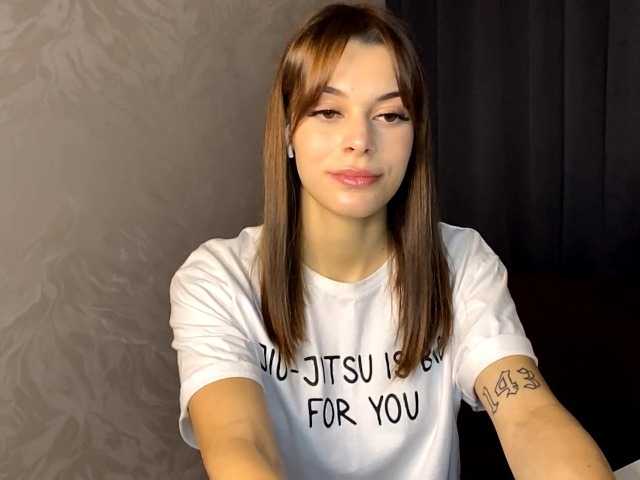 MaeNolder live cam on BongaCams
