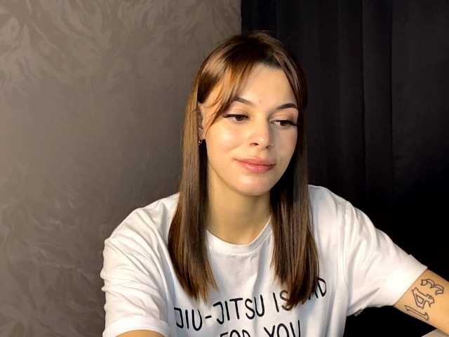 MaeNolder live cam on BongaCams