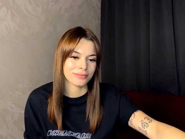 MaeNolder live cam on BongaCams