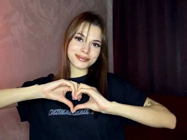 MaeNolder live cam on BongaCams
