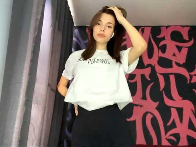 MaeNolder live cam on BongaCams