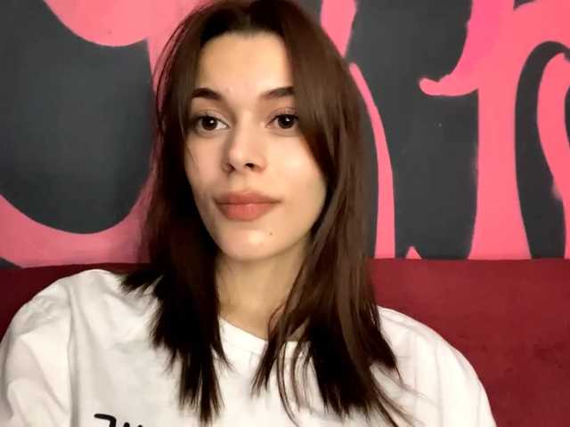 MaeNolder live cam on BongaCams