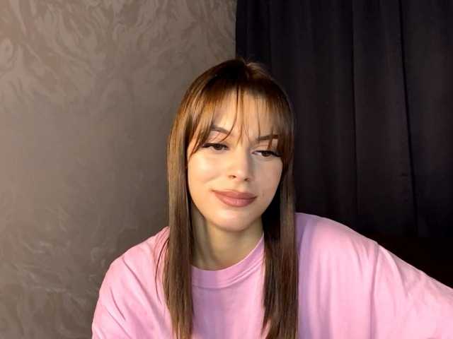 MaeNolder live cam on BongaCams