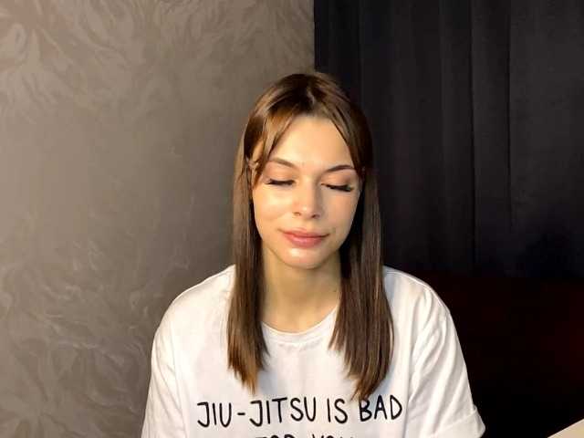 MaeNolder live cam on BongaCams