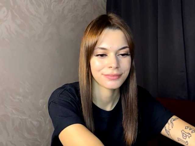 MaeNolder live cam on BongaCams
