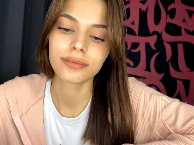 MaeNolder live cam on BongaCams