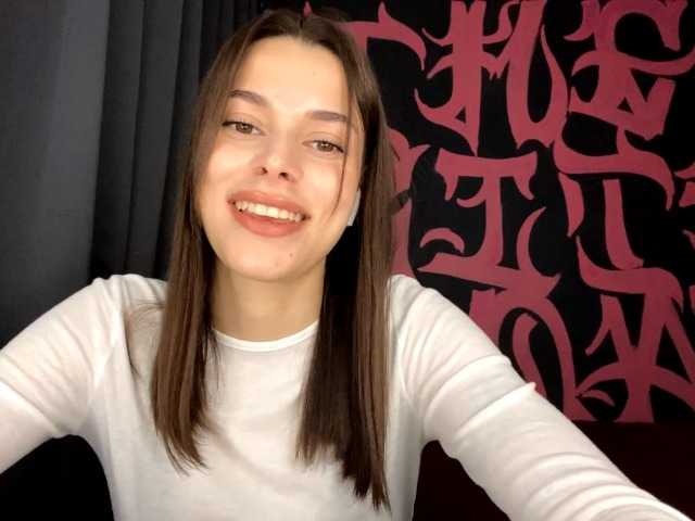 MaeNolder live cam on BongaCams