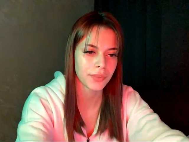 MaeNolder live cam on BongaCams