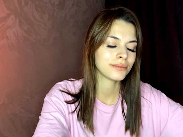 MaeNolder live cam on BongaCams