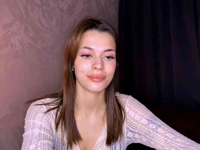 MaeNolder webcam