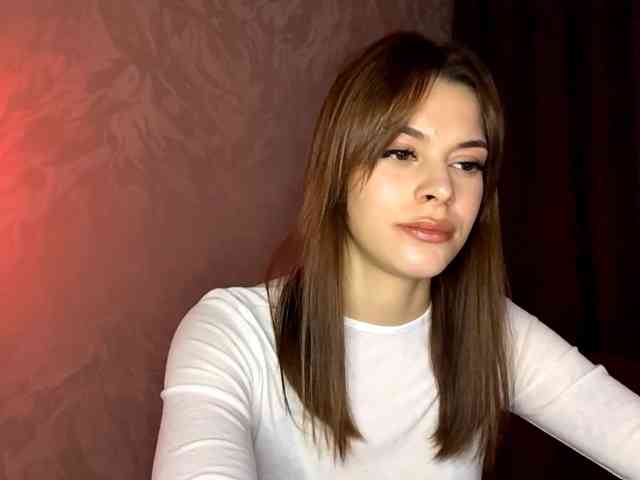 MaeNolder webcam