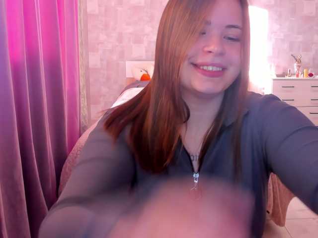 AngelinaRena live cam on BongaCams
