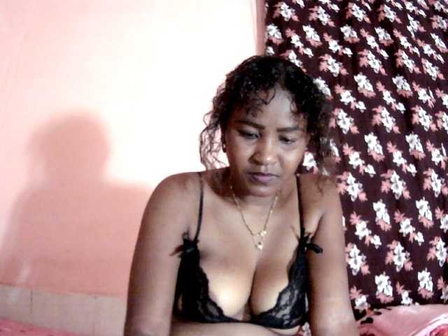Alda26a live cam on BongaCams